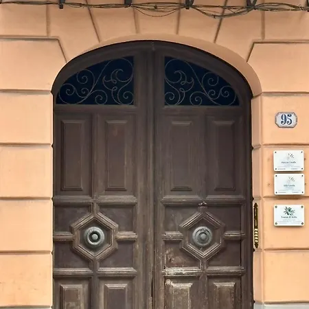 Essenze Di Sicilia Cavour In Centro Palermo